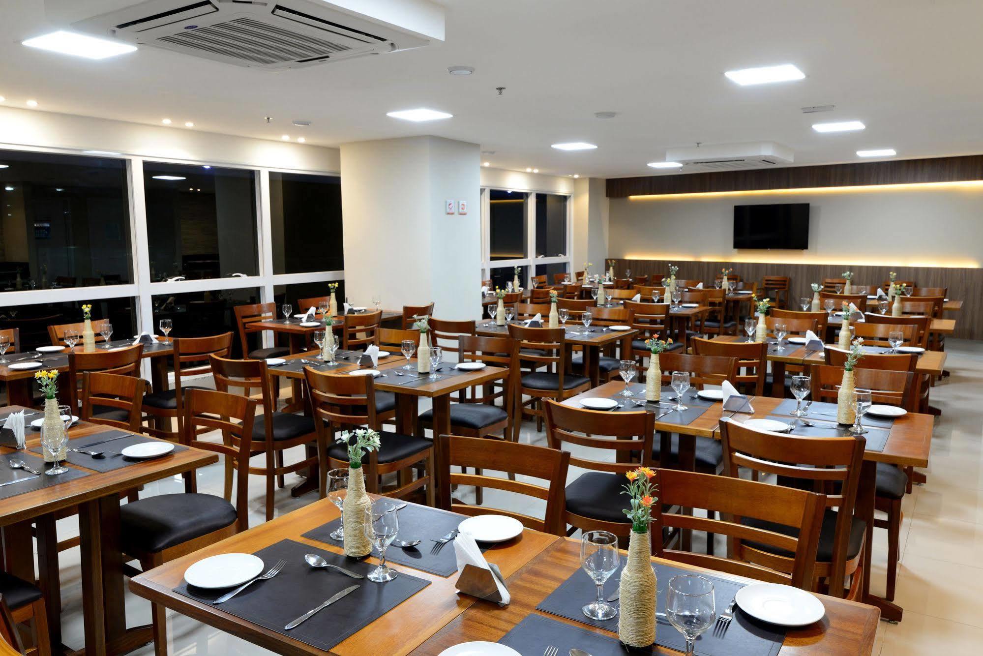 Easy Hotel Cachoeiro De Itapemirim By Atlantica エクステリア 写真